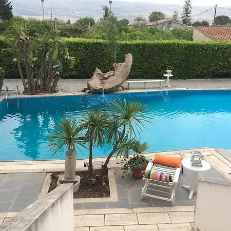 Sicilia Bedda Bed & Breakfast *